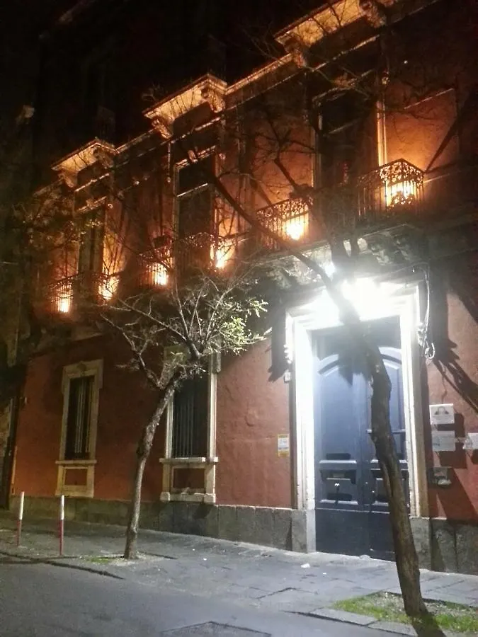 Frühstückspension B&B Antico Corso CTA